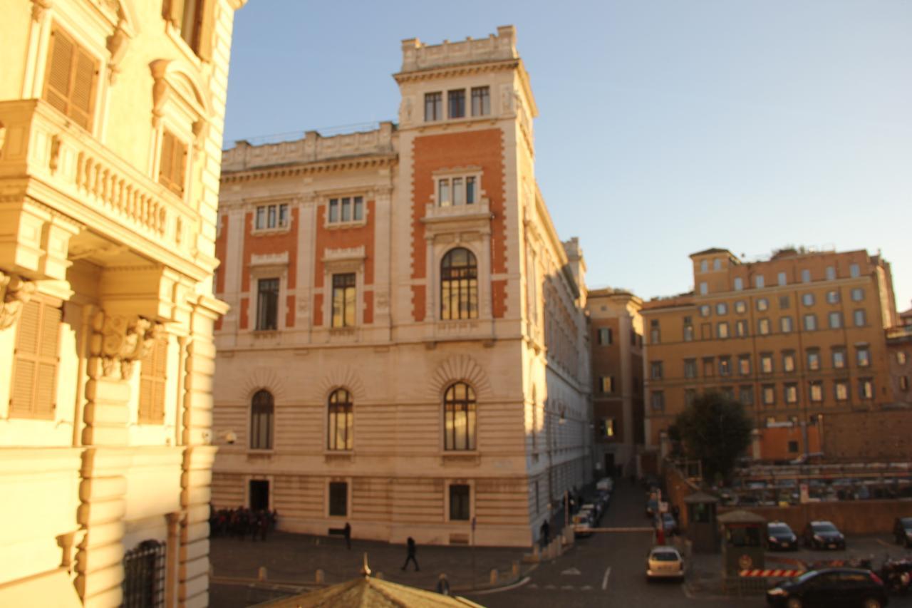 Abagnale Home Montecitorio روما المظهر الخارجي الصورة